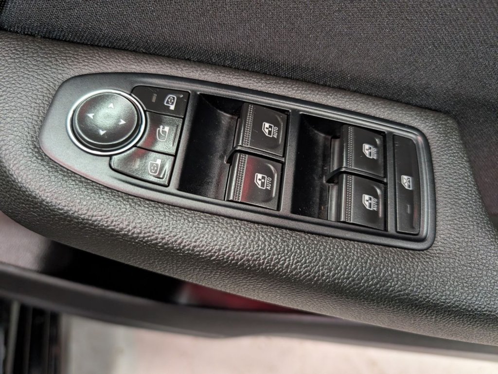 Used Renault Clio 2023 for sale - 77038341: Photo 43