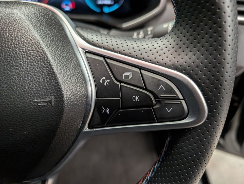 Used Renault Clio 2023 for sale - 77038341: Photo 46