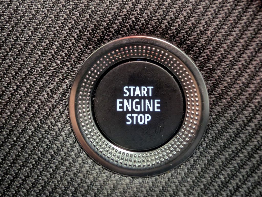 Used Renault Clio 2023 for sale - 77038341: Photo 69