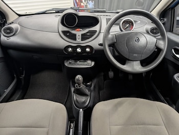 Used Renault Twingo 2011 for sale - 77936038: Photo