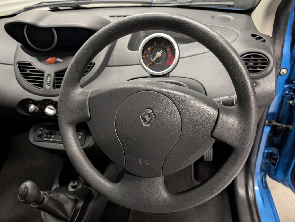 Used Renault Twingo 2011 for sale - 77936038: Photo 43