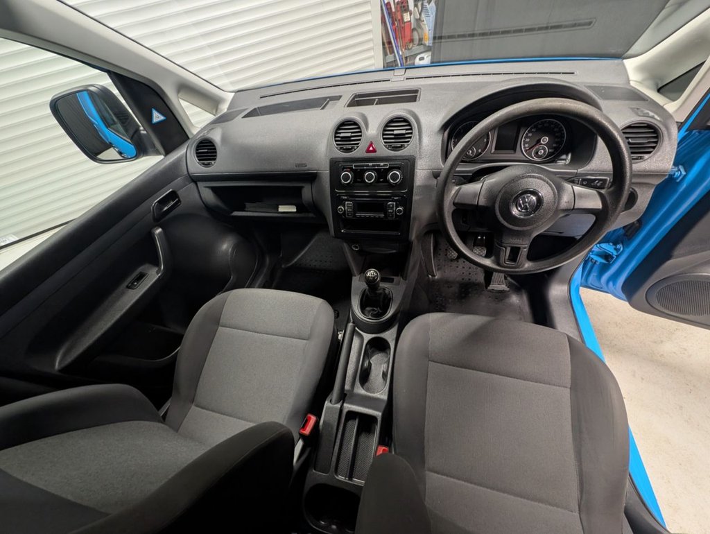 Used Volkswagen Caddy 2015 for sale - 77534775: Photo 2