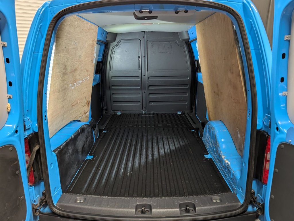 Used Volkswagen Caddy 2015 for sale - 77534775: Photo 30