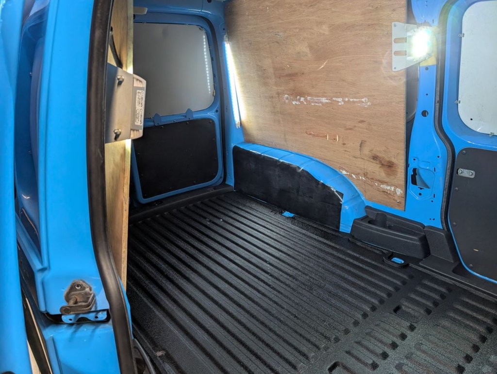 Used Volkswagen Caddy 2015 for sale - 77534775: Photo 35