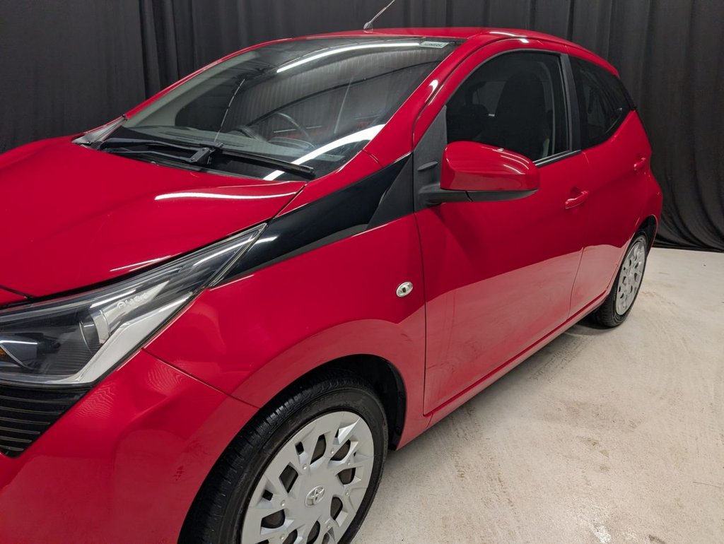 Used Toyota AYGO 2018 for sale - 77936155: Photo 14