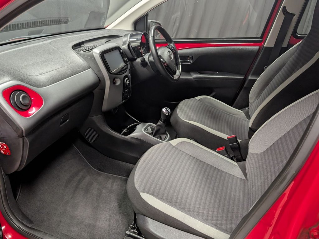 Used Toyota AYGO 2018 for sale - 77936155: Photo 25