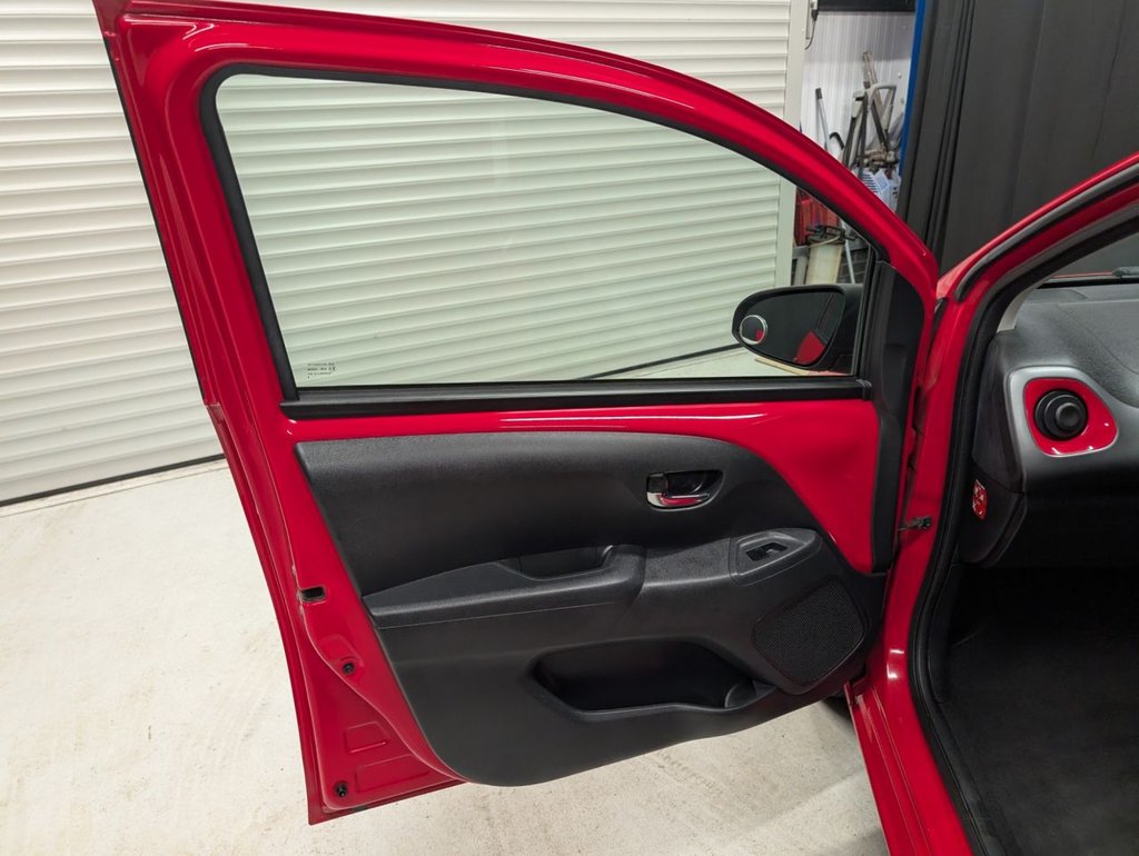 Used Toyota AYGO 2018 for sale - 77936155: Photo 26