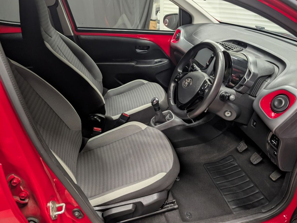 Used Toyota AYGO 2018 for sale - 77936155: Photo 35