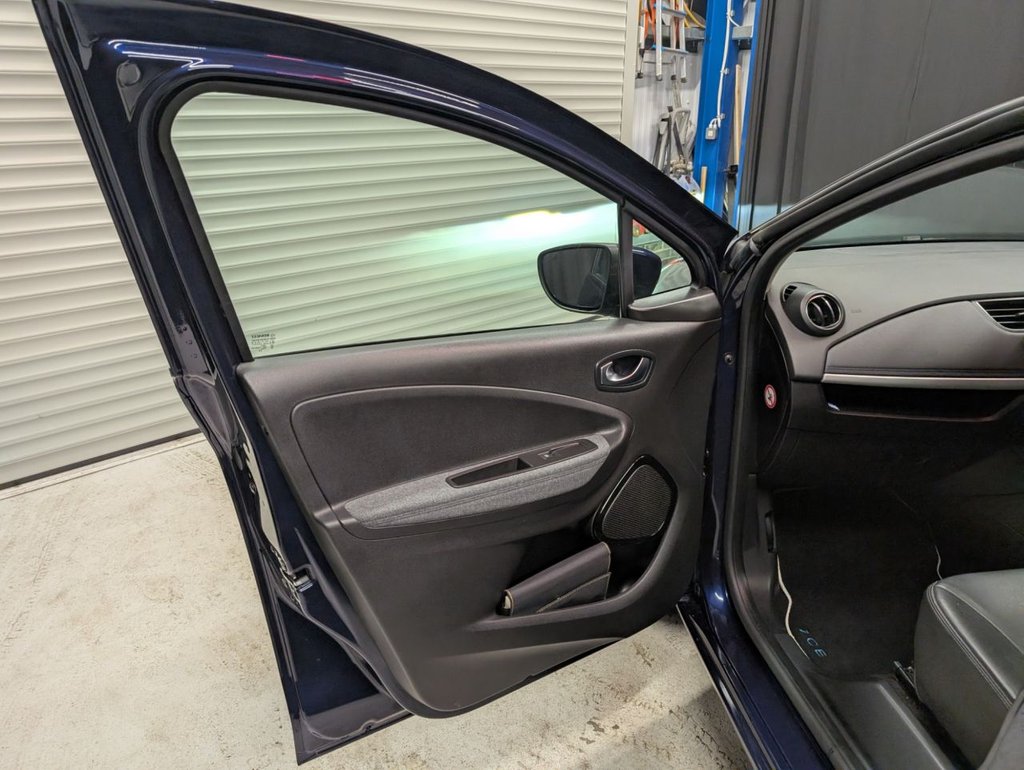 Used Renault Zoe 2022 for sale - 76923497: Photo 34