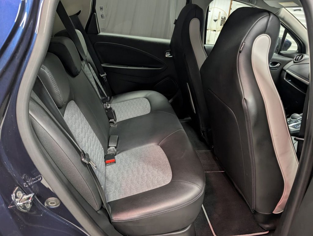 Used Renault Zoe 2022 for sale - 76923497: Photo 40