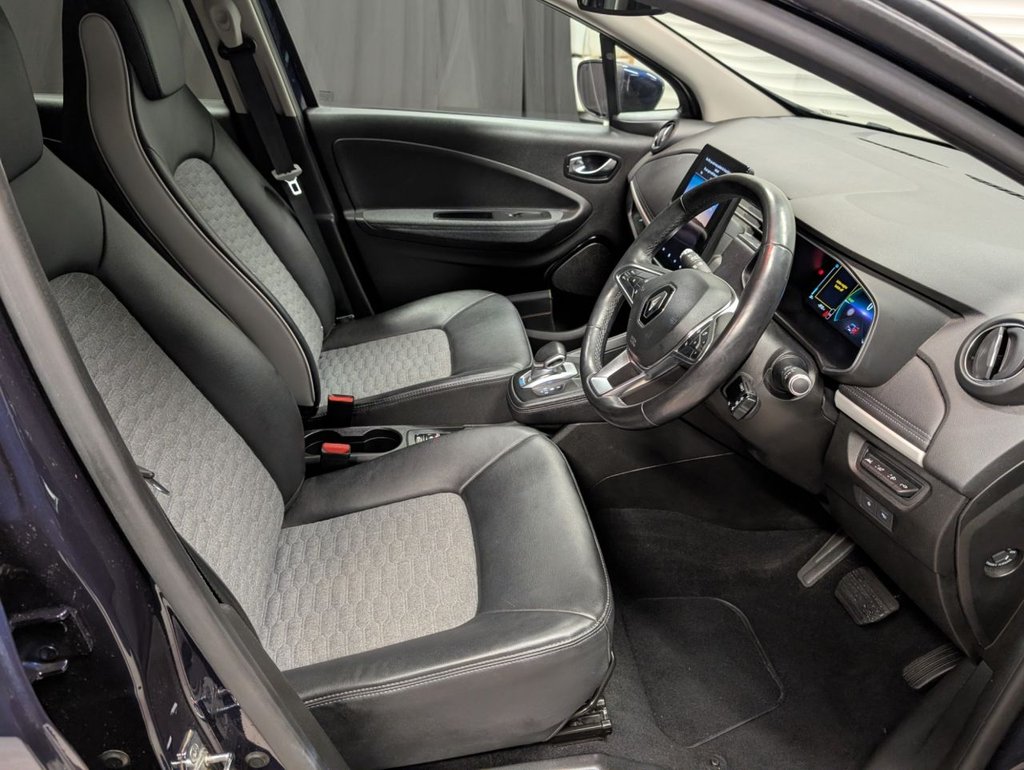 Used Renault Zoe 2022 for sale - 76923497: Photo 42