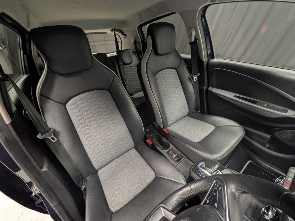 Used Renault Zoe 2022 for sale - 76923497: Photo 44