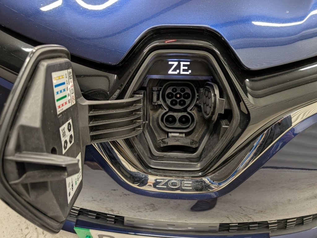 Used Renault Zoe 2022 for sale - 76923497: Photo 81