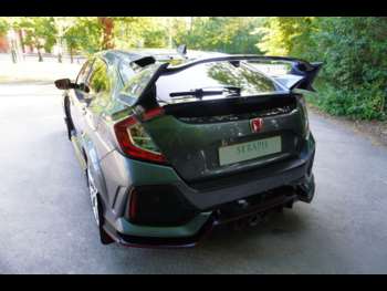 Used Honda Civic 2017 for sale - 74965472: Photo