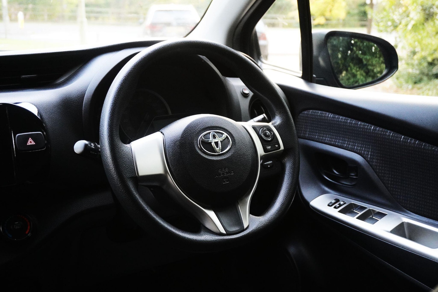 Used Toyota Vitz for sale - 77358724: Photo 19