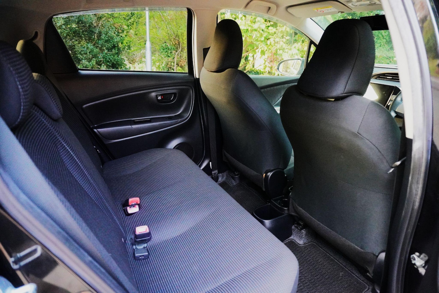 Used Toyota Vitz for sale - 77358724: Photo 36