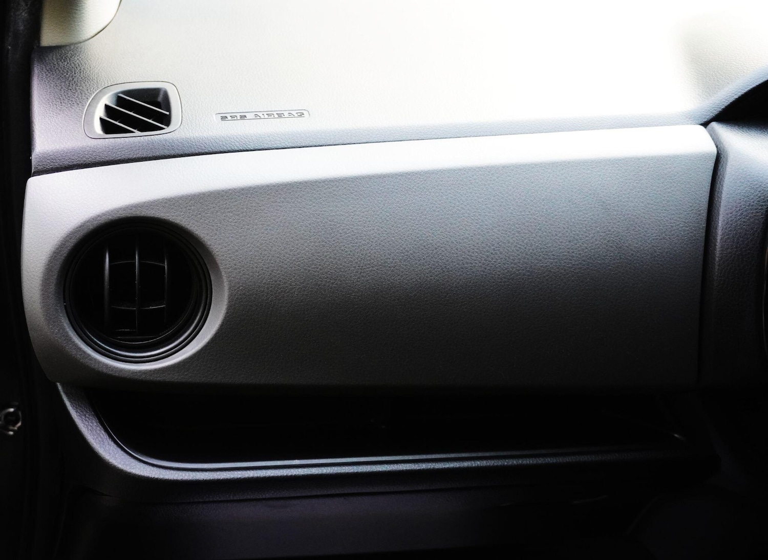 Used Toyota Vitz for sale - 77358724: Photo 45