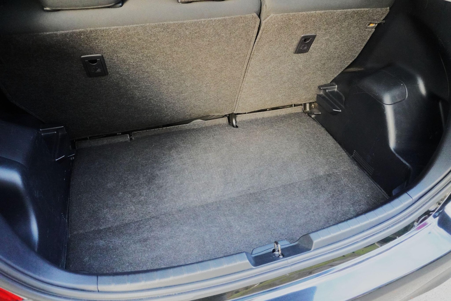 Used Toyota Vitz for sale - 77358724: Photo 61