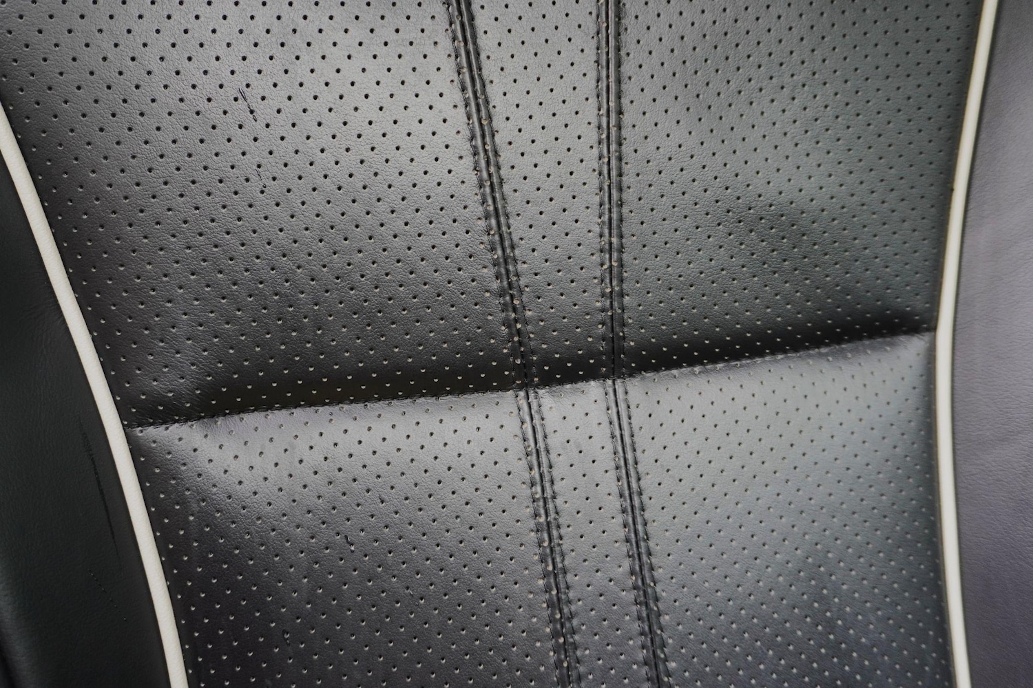 Used Jaguar XJ 2017 for sale - 76990570: Photo 16