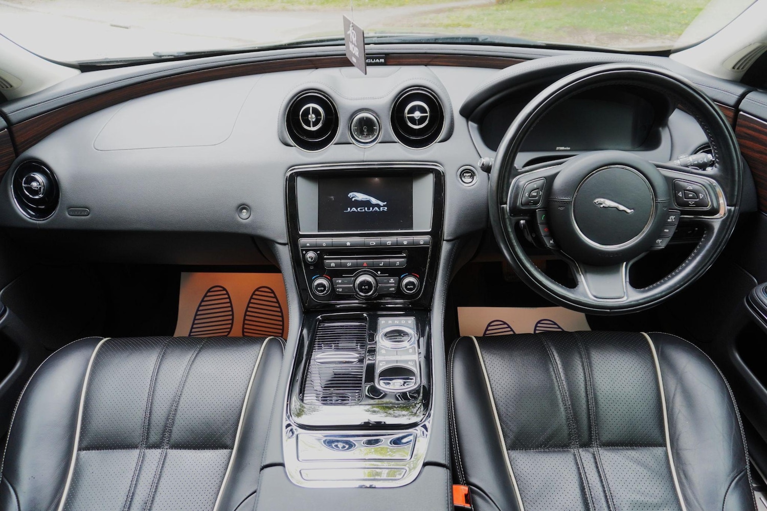 Used Jaguar XJ 2017 for sale - 76990570: Photo 20