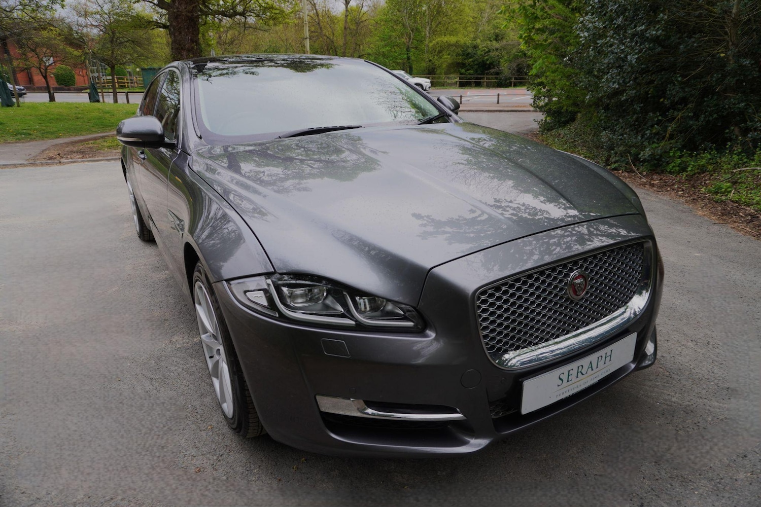 Used Jaguar XJ 2017 for sale - 76990570: Photo 7