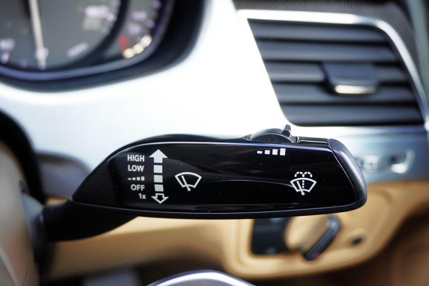 Used Audi A8 2015 for sale - 77939427: Photo 38