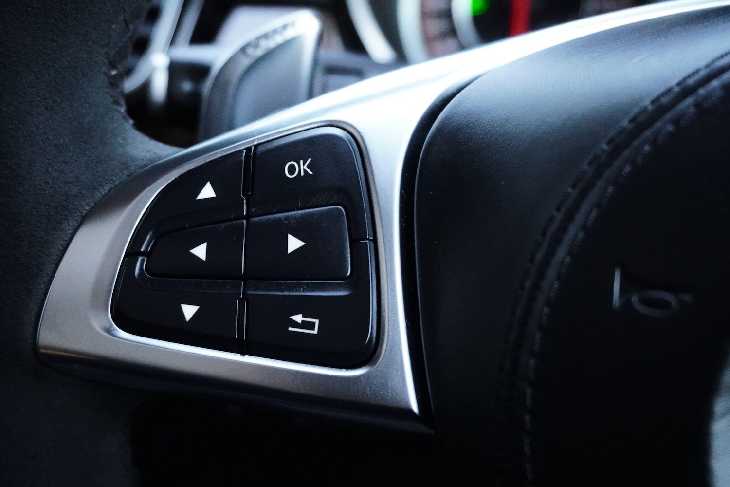 Used Mercedes-Benz GLS 2017 for sale - 76823690: Photo 38