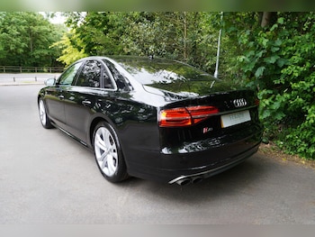 Used Audi S8 2015 for sale - 78245336: Photo