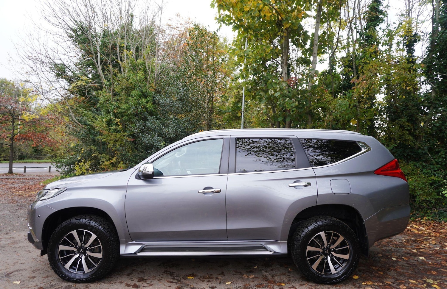 Used Mitsubishi Shogun Sport 2020 for sale - 76994314: Photo 2