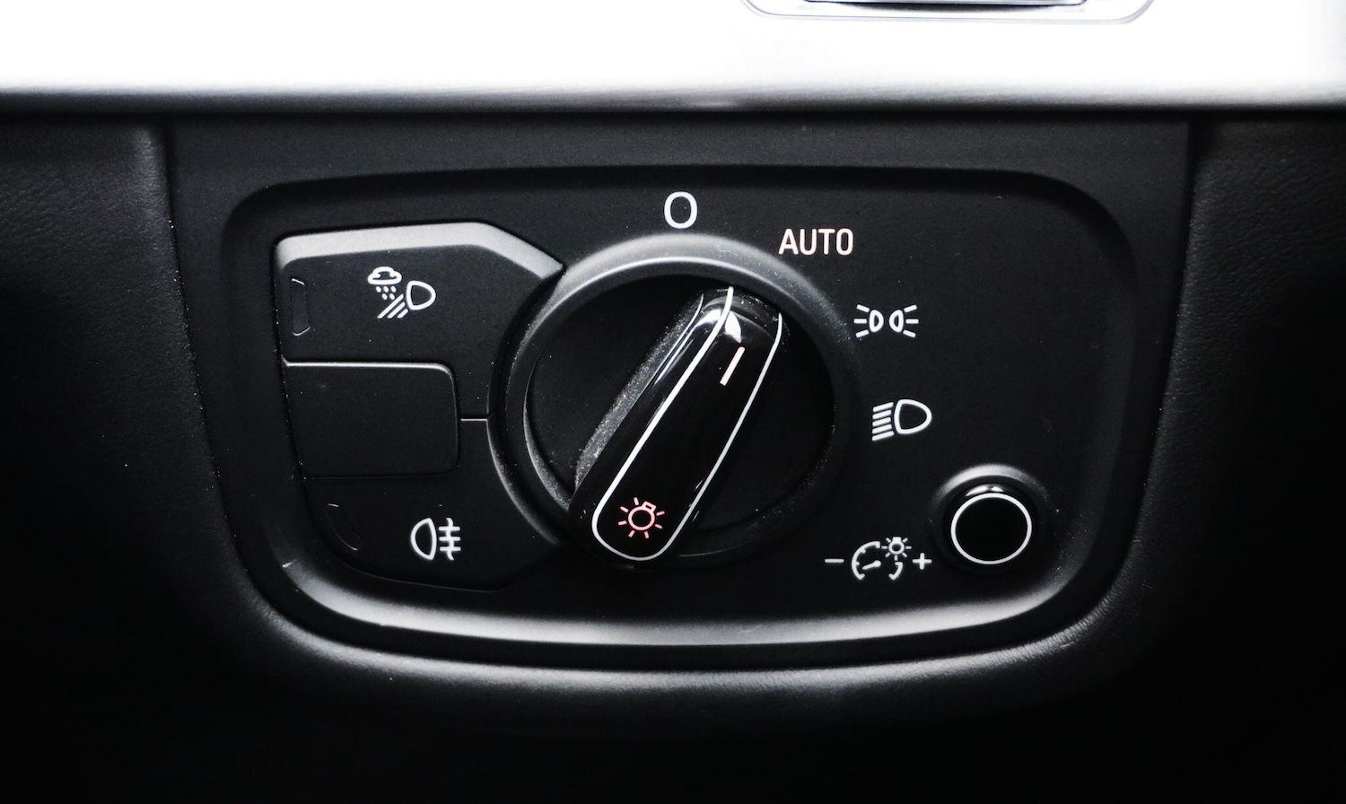 Used Audi S8 2016 for sale - 77191242: Photo 40