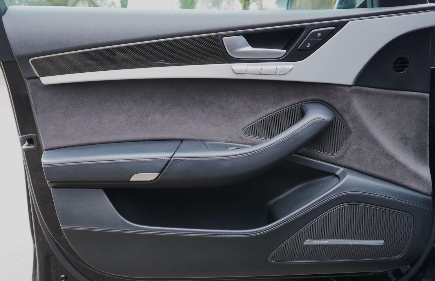 Used Audi S8 2016 for sale - 77191242: Photo 52