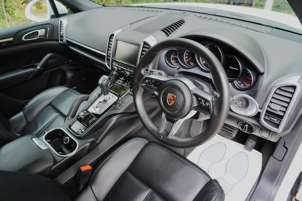 Used Porsche Cayenne 2016 for sale - 76239740: Photo 10