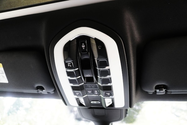 Used Porsche Cayenne 2016 for sale - 76239740: Photo 23