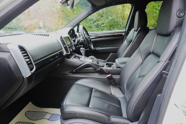 Used Porsche Cayenne 2016 for sale - 76239740: Photo 46