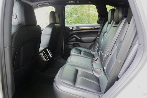 Used Porsche Cayenne 2016 for sale - 76239740: Photo 58