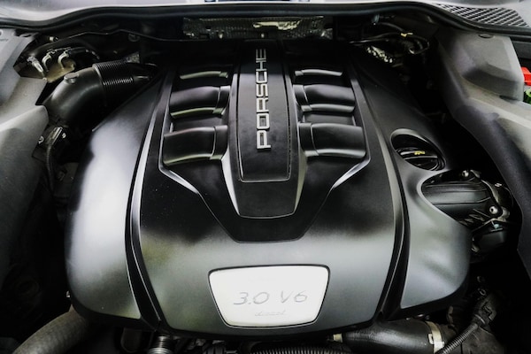 Used Porsche Cayenne 2016 for sale - 76239740: Photo 76