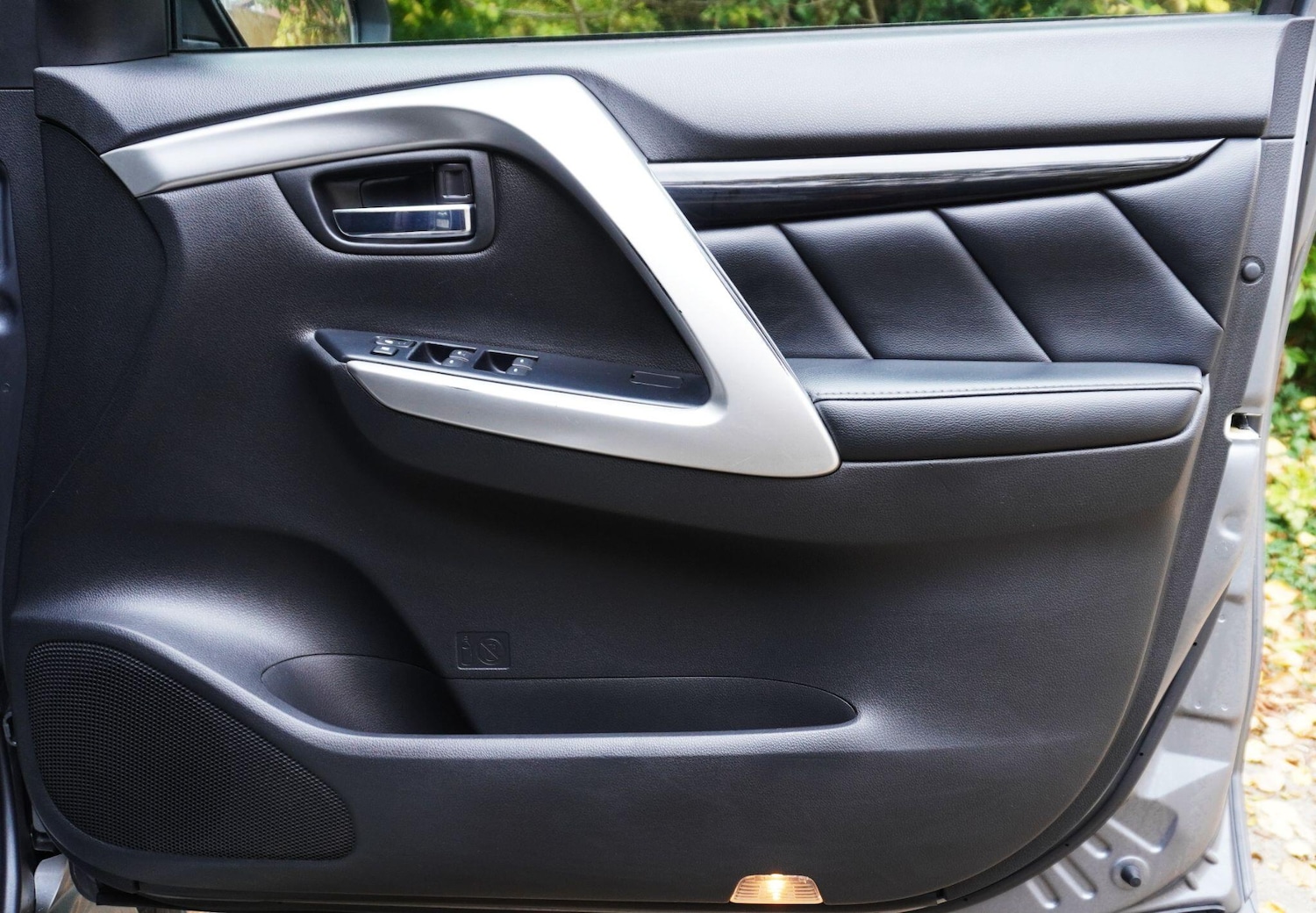 Used Mitsubishi Shogun Sport 2020 for sale - 76283456: Photo 11