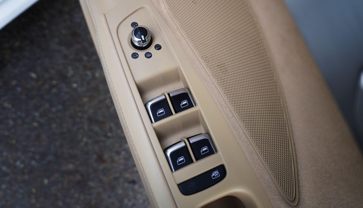 Used Audi S8 2015 for sale - 77190549: Photo 14