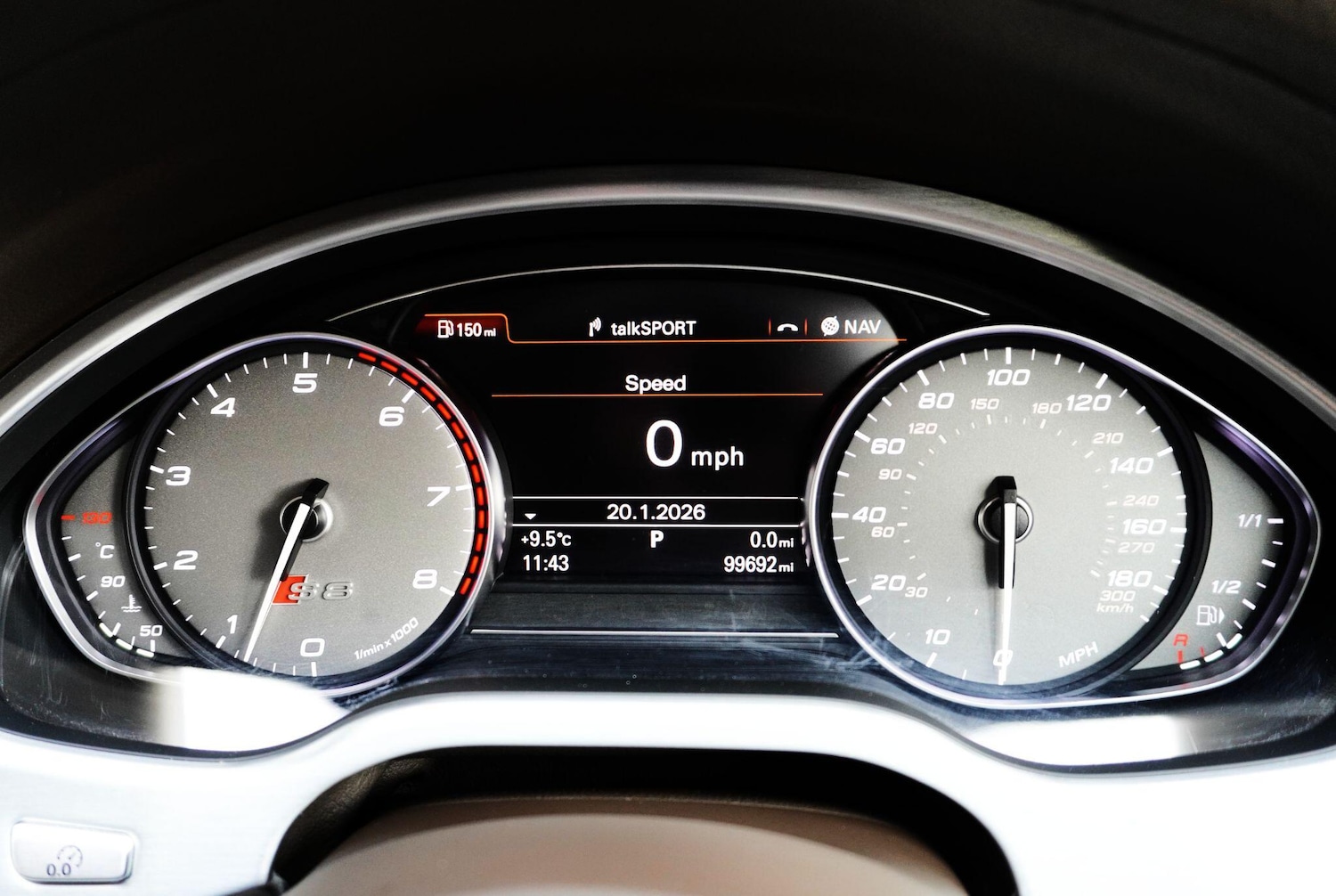 Used Audi S8 2015 for sale - 77190549: Photo 37