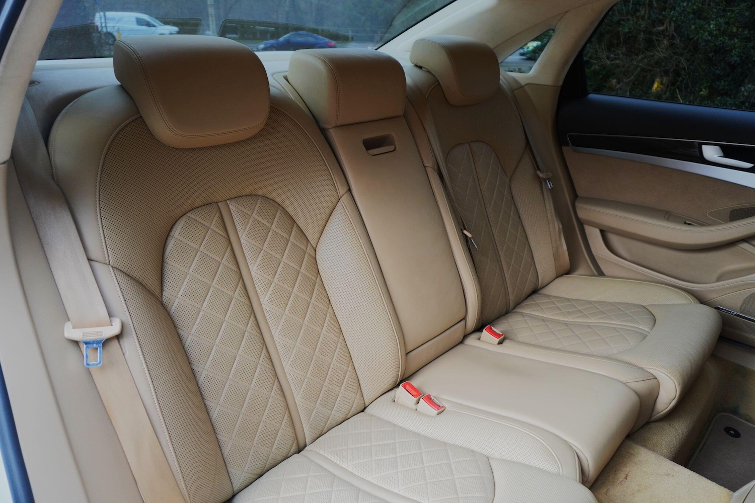 Used Audi S8 2015 for sale - 77190549: Photo 49