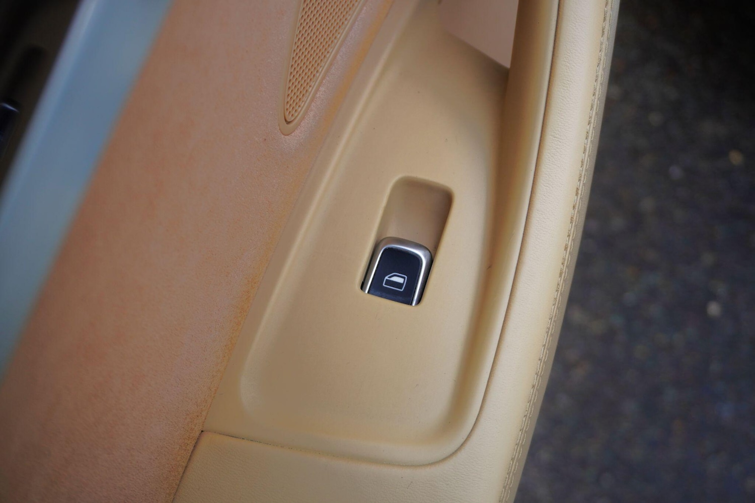 Used Audi S8 2015 for sale - 77190549: Photo 55