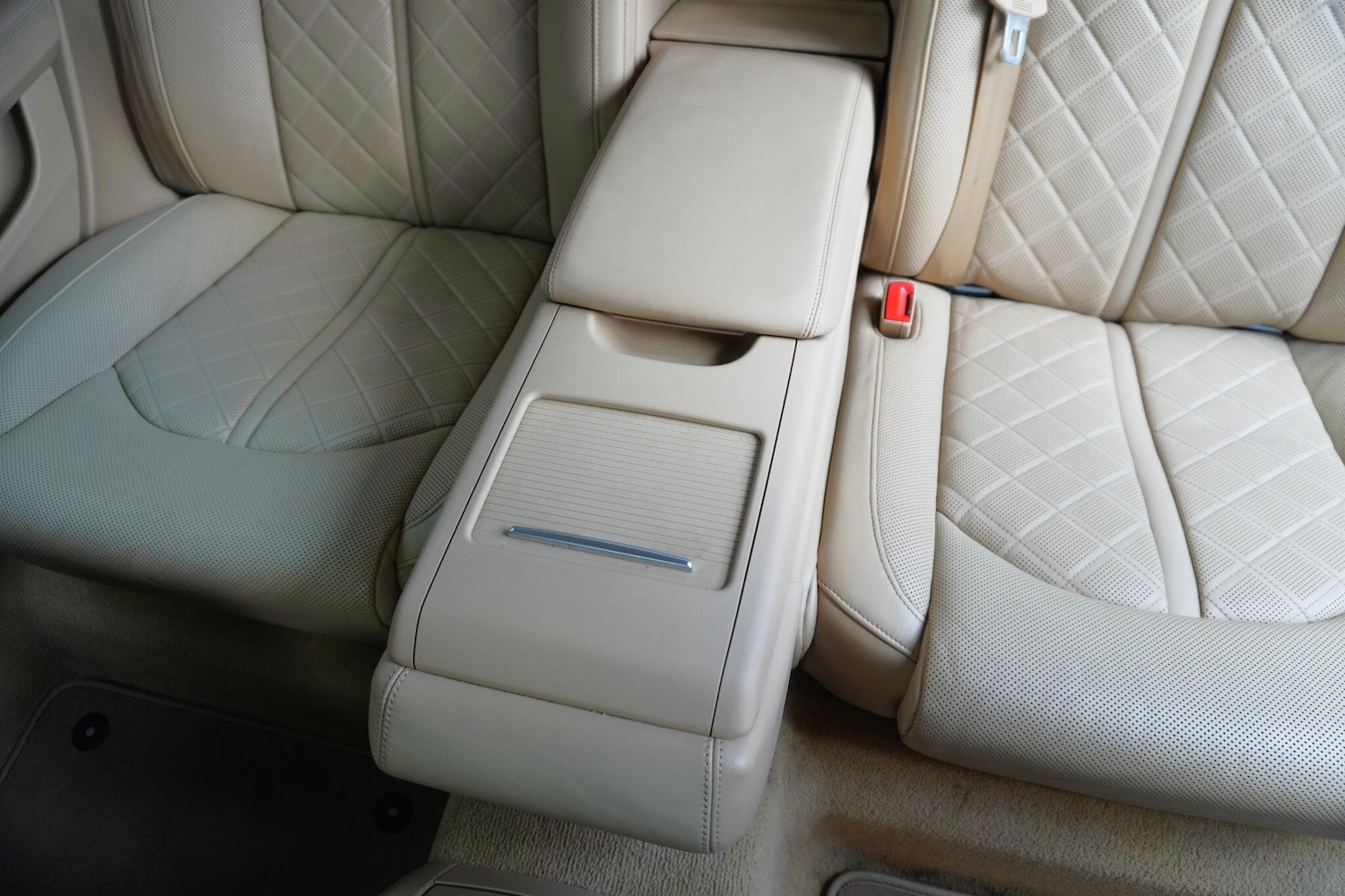 Used Audi S8 2015 for sale - 77190549: Photo 72