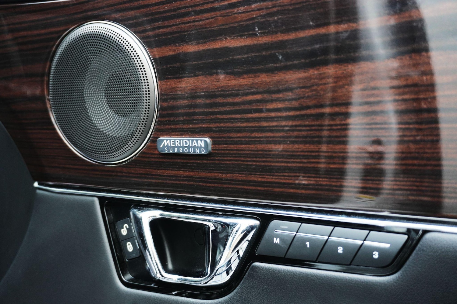 Used Jaguar XJ 2016 for sale - 76702396: Photo 12