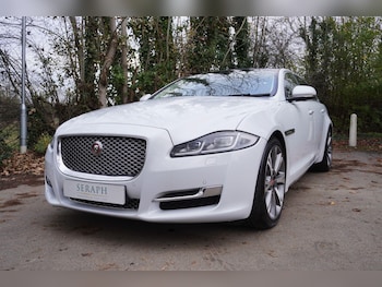 Used Jaguar XJ 2016 for sale - 76702396: Photo