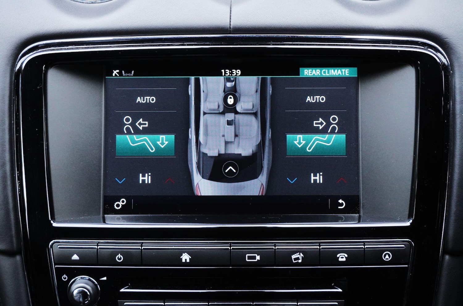 Used Jaguar XJ 2016 for sale - 76702396: Photo 31