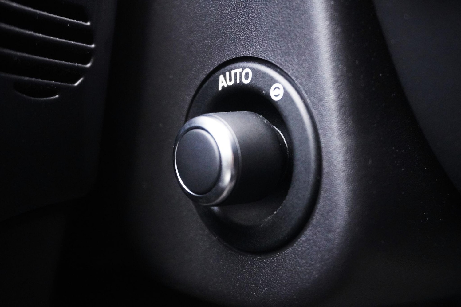 Used Jaguar XJ 2016 for sale - 76702396: Photo 41