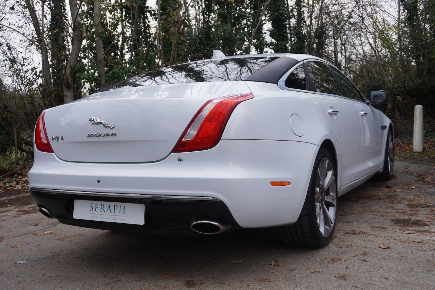 Used Jaguar XJ 2016 for sale - 76702396: Photo 5