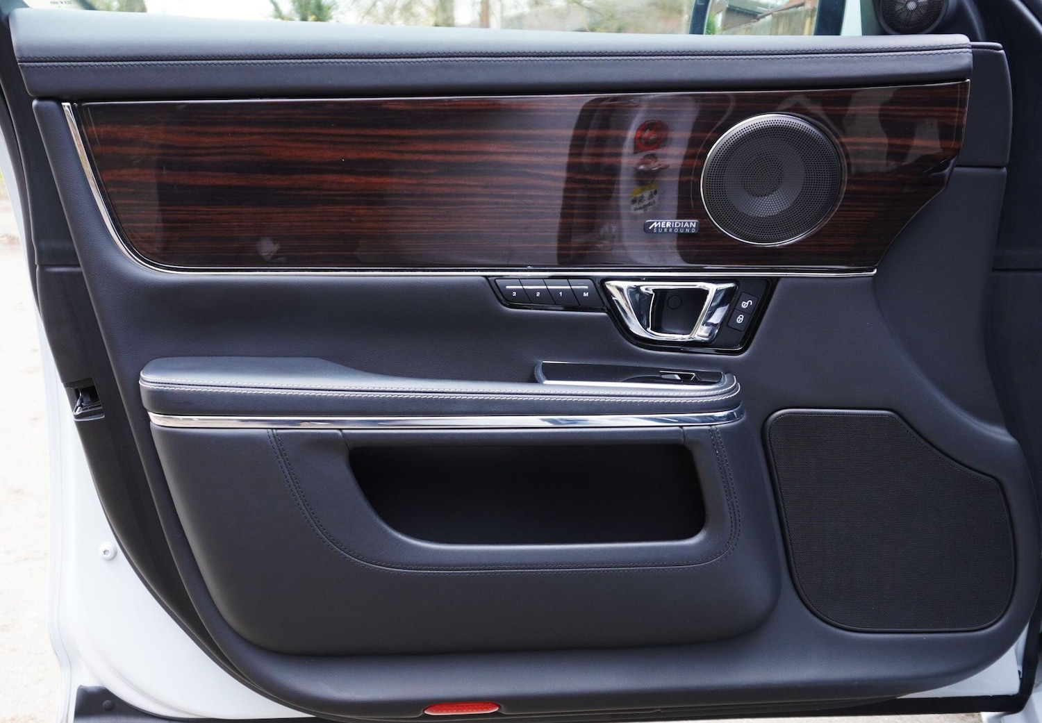 Used Jaguar XJ 2016 for sale - 76702396: Photo 57