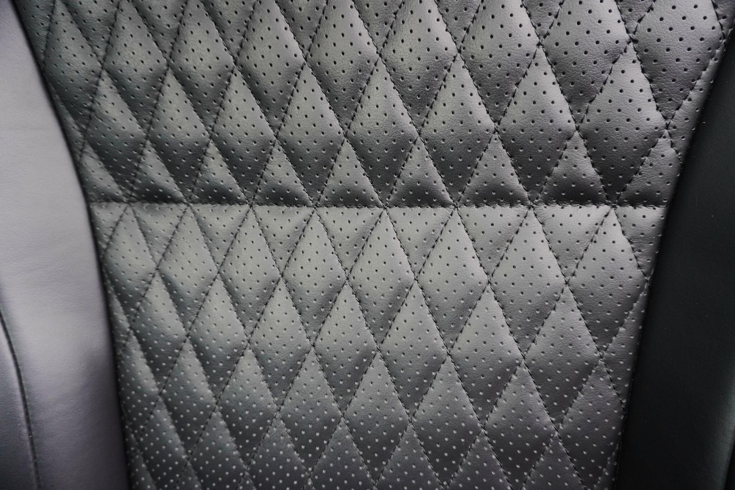 Used Jaguar XJ 2016 for sale - 76702396: Photo 62