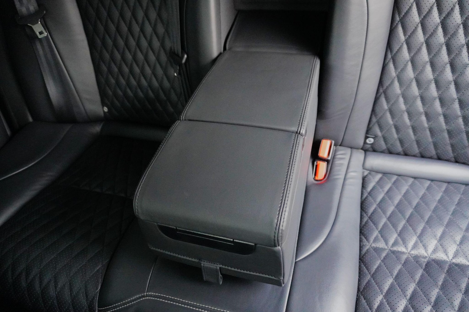 Used Jaguar XJ 2016 for sale - 76702396: Photo 74